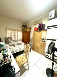 Llyn Gardens (D19), Terrace #497632751